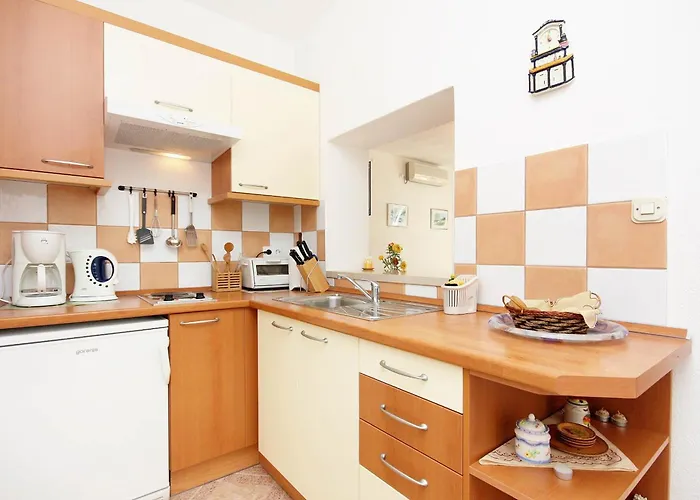 By The Sea Sumartin, Brac - 4803 Апартаменты